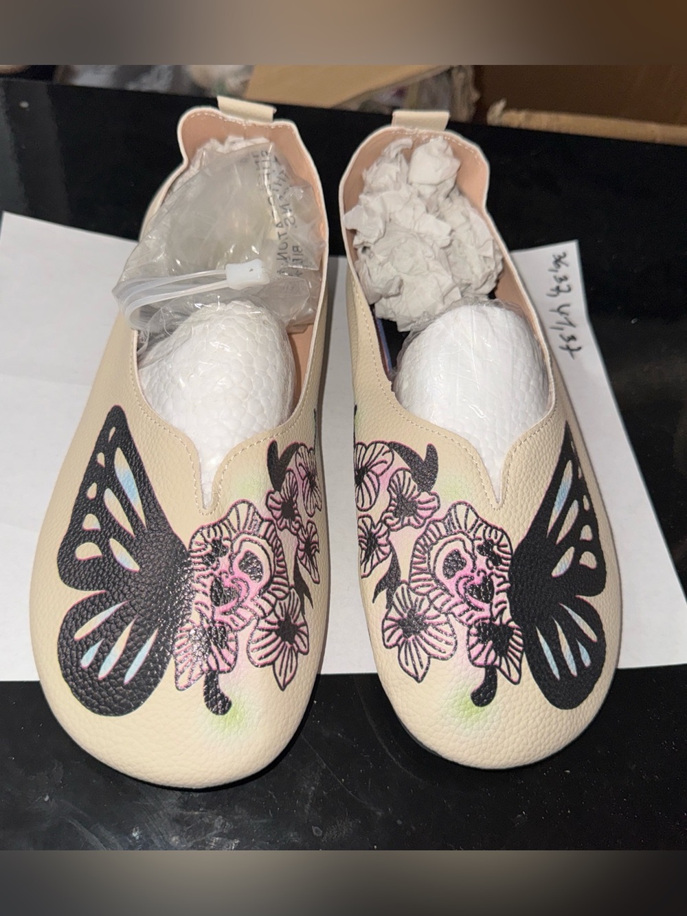 Women’s Butterfly Floral Slip-On Women’s Shoes in Cream